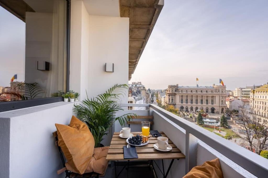Sunny 2Br Flat - Top Location - Stunning Views ブカレスト エクステリア 写真